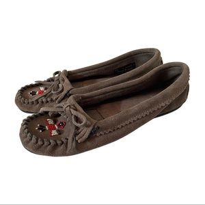 Minnetonka Beaded Thunderbird Gray Suede Moccasins Size 9